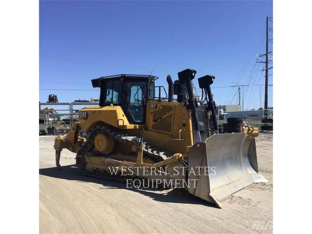 CAT D7 Bulldozer