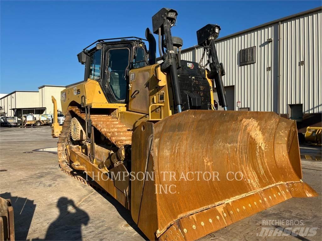 CAT D7-17 Bulldozer
