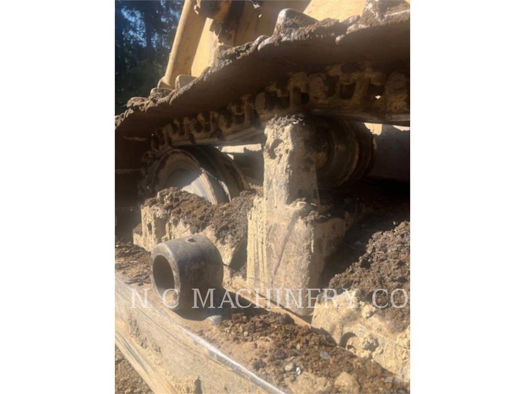 CAT D7G Bulldozer
