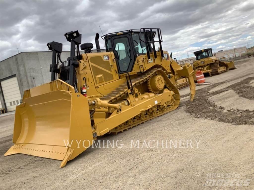 CAT D8 Bulldozer