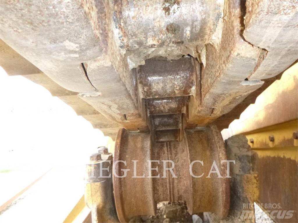 CAT D8T Bulldozer
