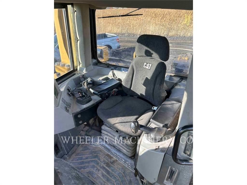 CAT D8T SU Bulldozer
