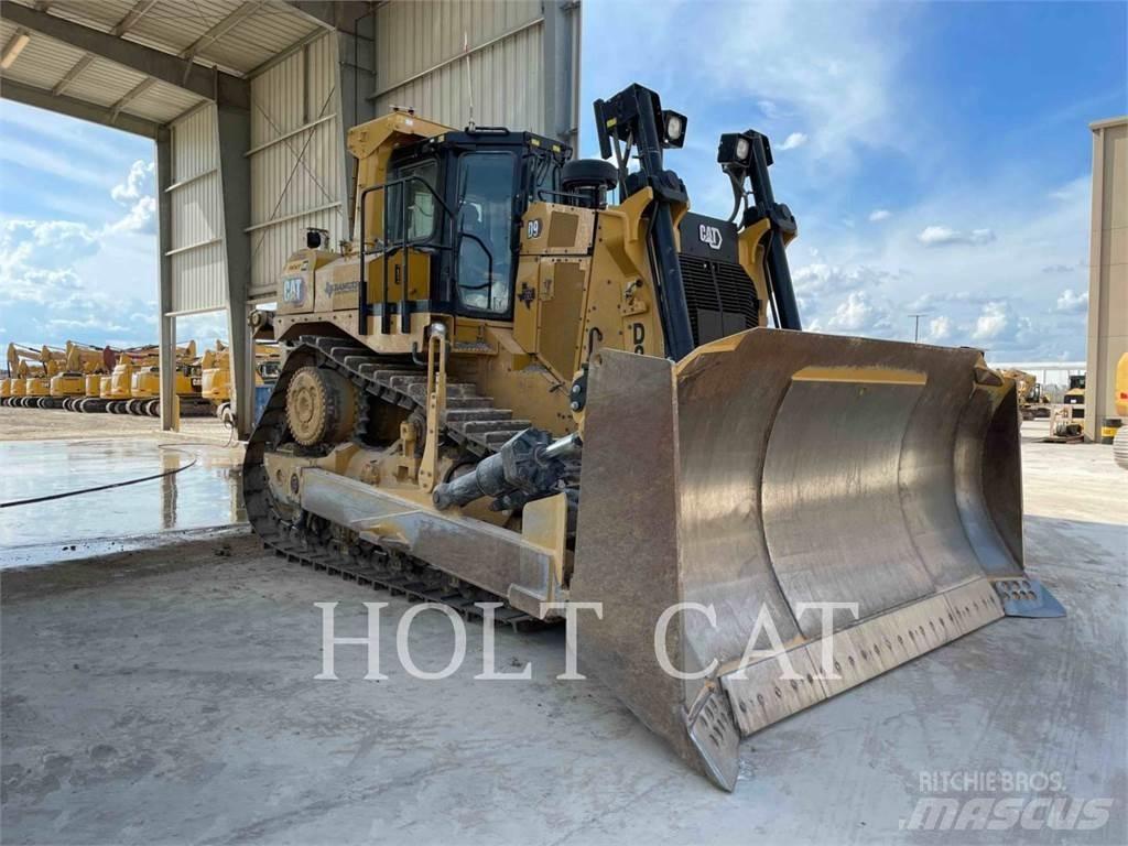 CAT D9 Bulldozer