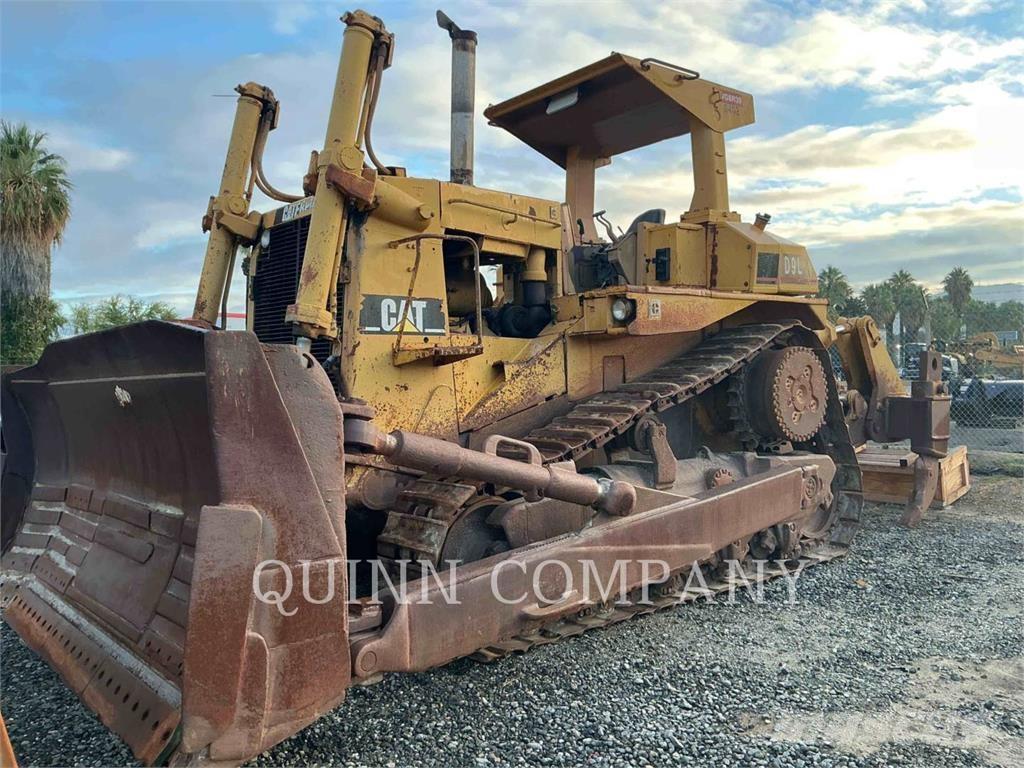 CAT D9L Bulldozer