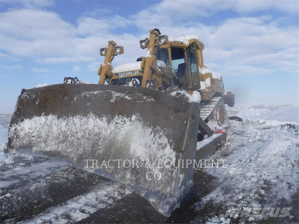 CAT D9N Bulldozer