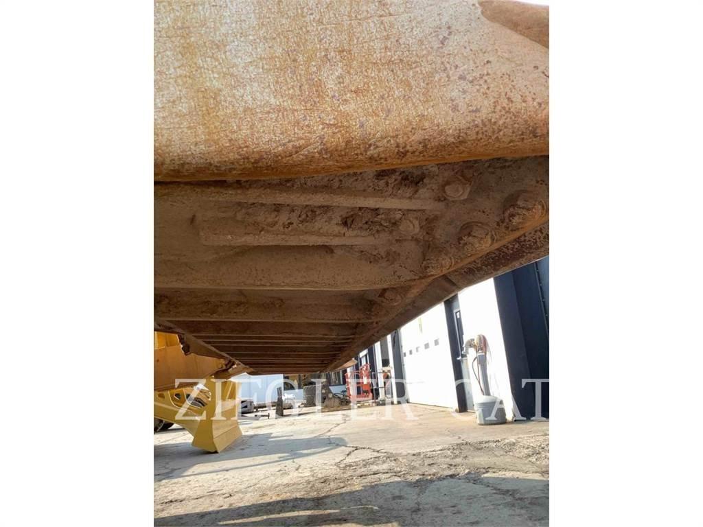 CAT D9T Bulldozer