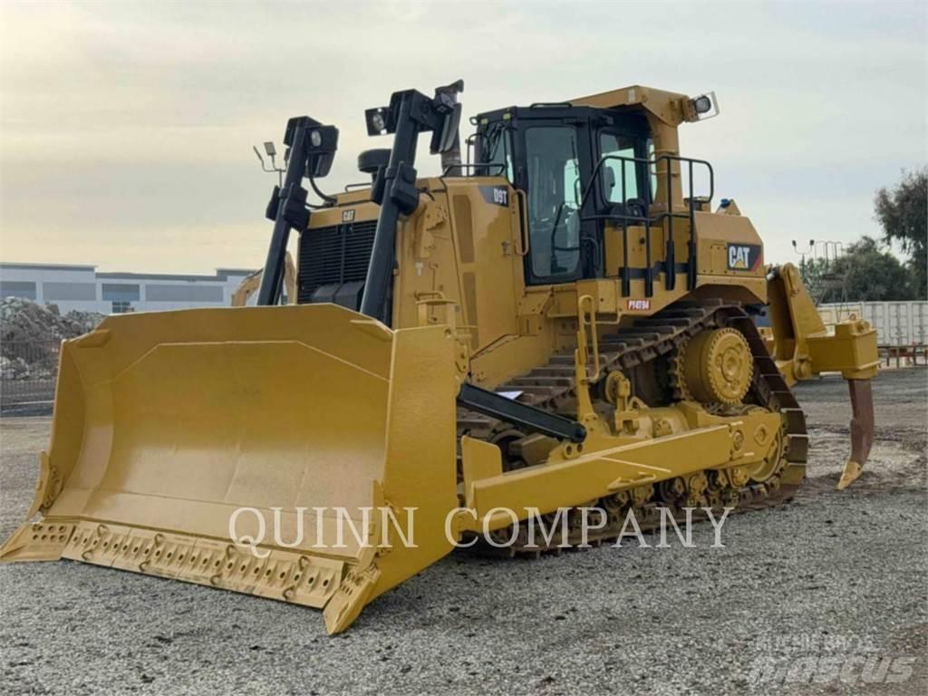 CAT D9T Bulldozer