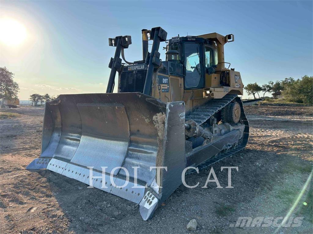 CAT D9T Bulldozer