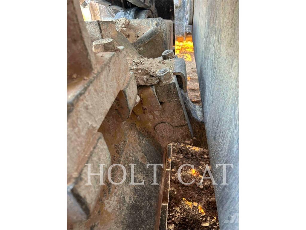 CAT D9T Bulldozer