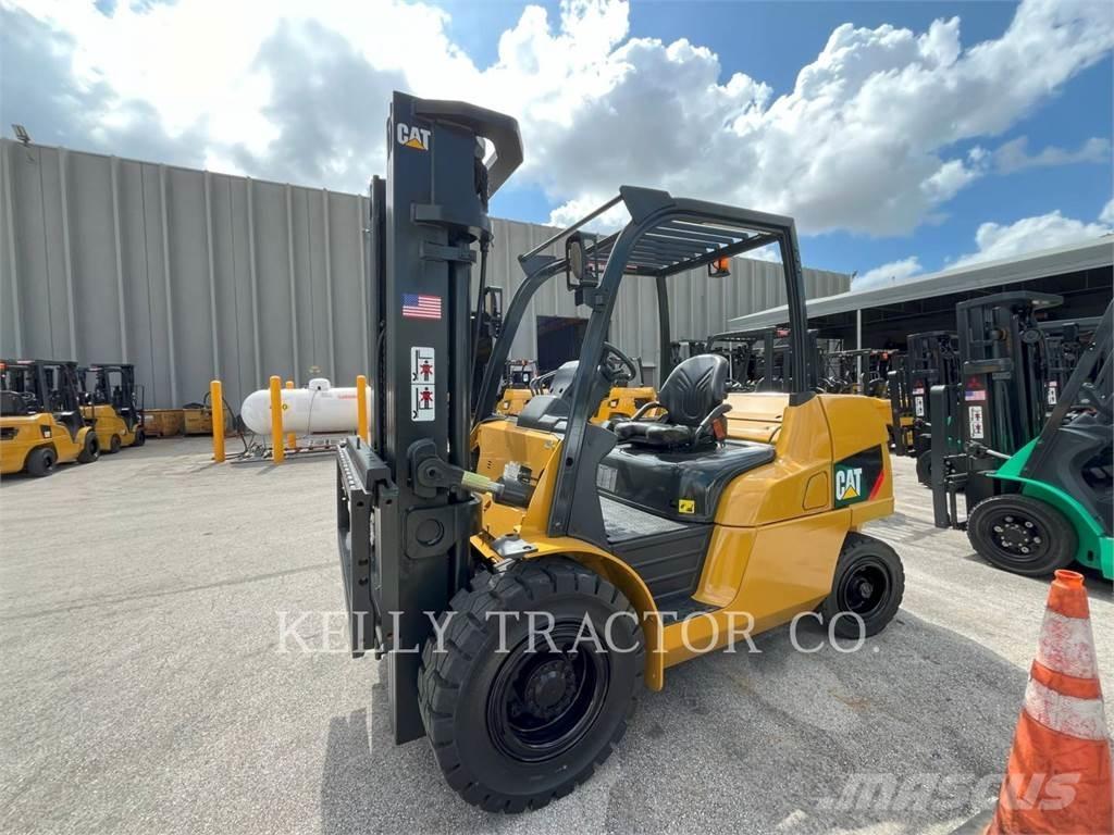 CAT DP50CN1 Dieselstapler