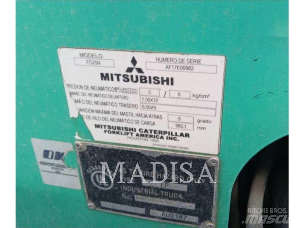 CAT FG25N Andere Gabelstapler