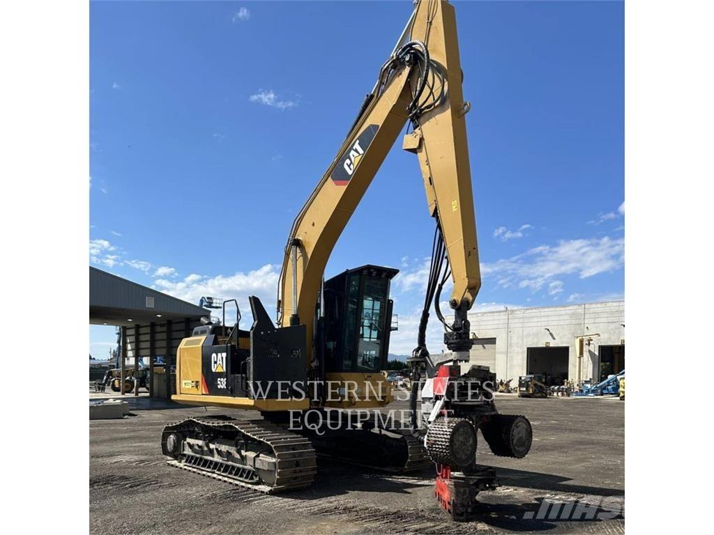 CAT FM538 Forsttraktoren