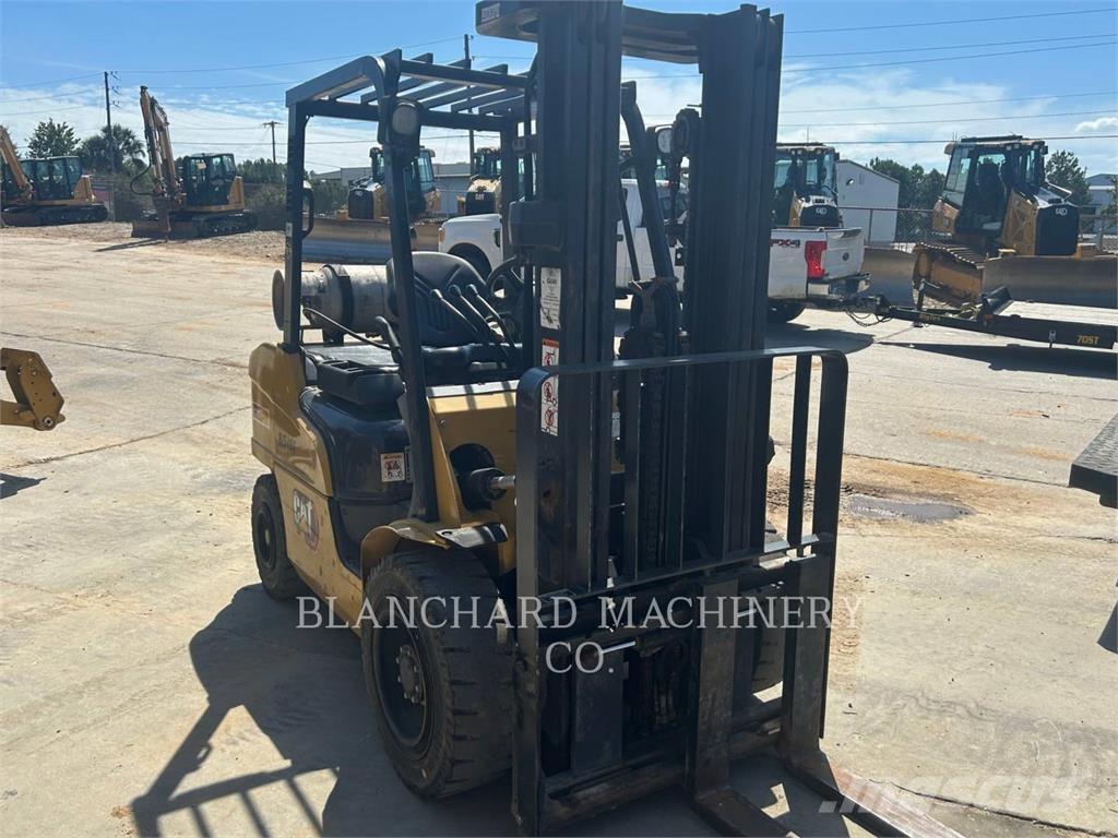 CAT GP30N Andere Gabelstapler