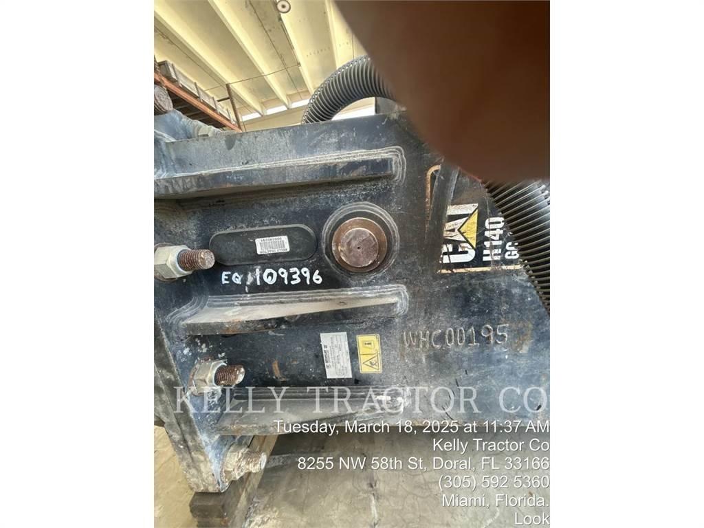 CAT H 140 D Hammer / Brecher