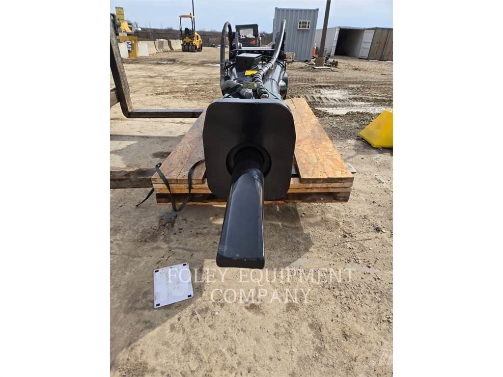 CAT H180DS Hammer / Brecher