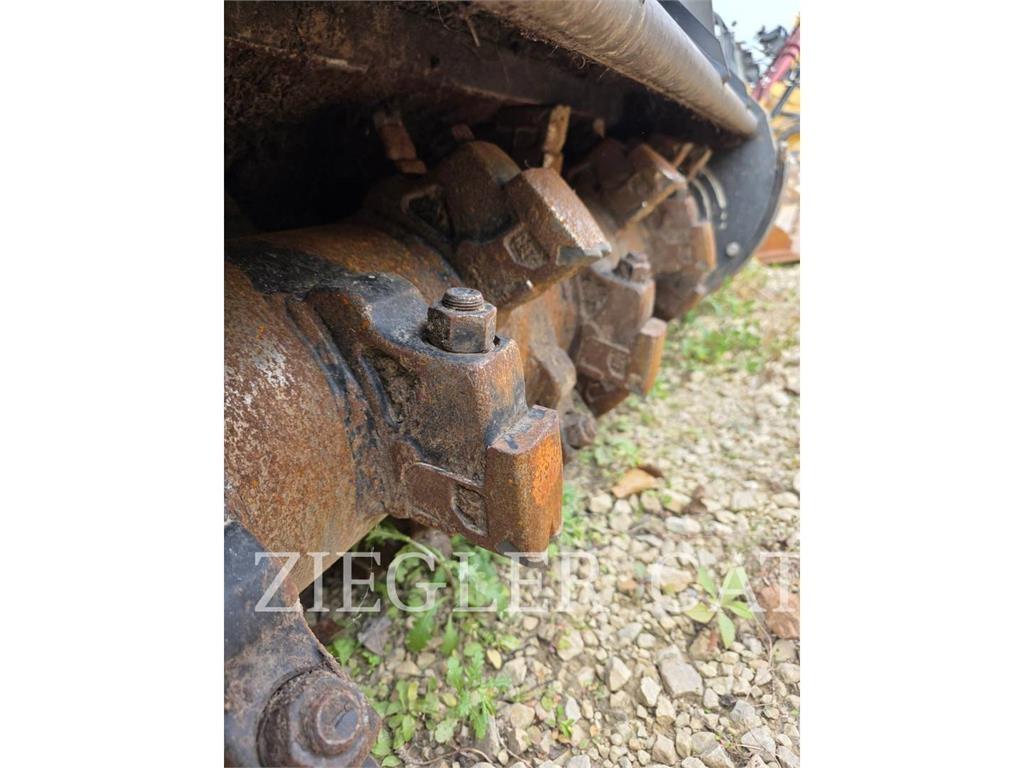 CAT HM418 Forstmulcher