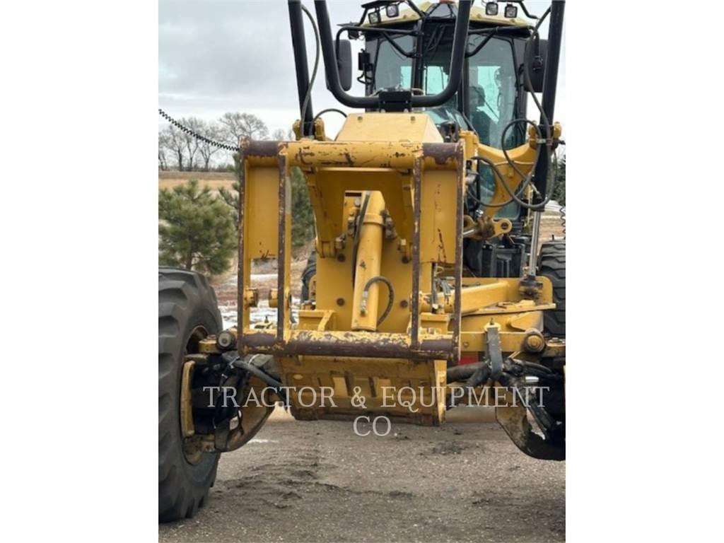 CAT LIFT Grader