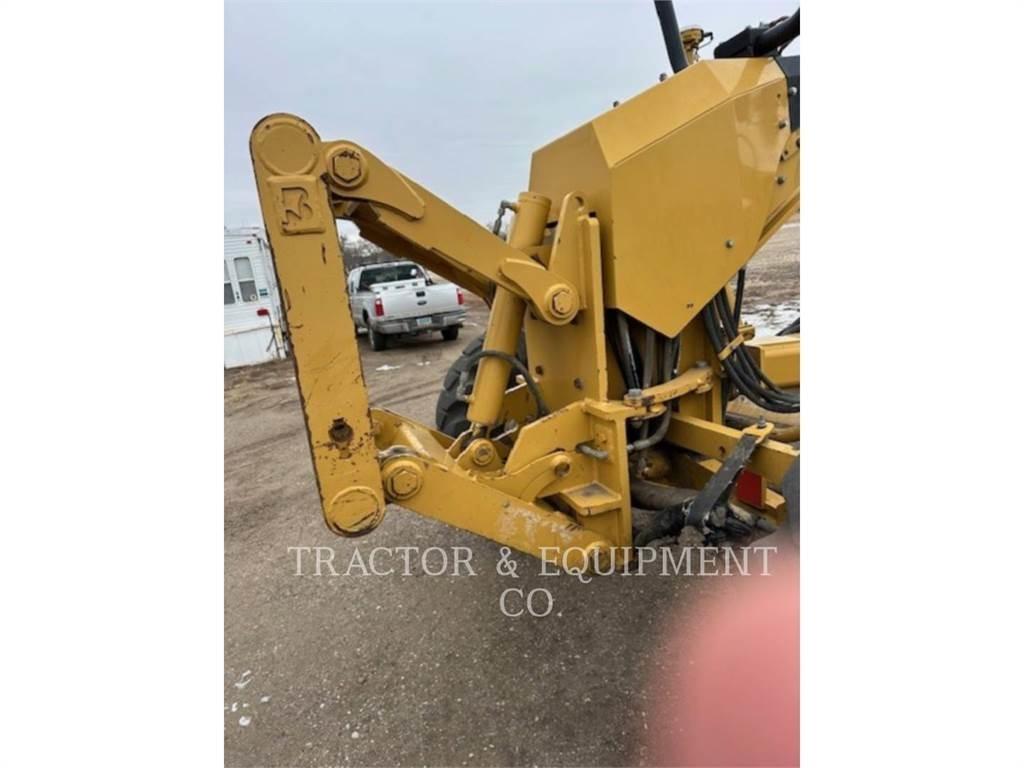CAT LIFT Grader