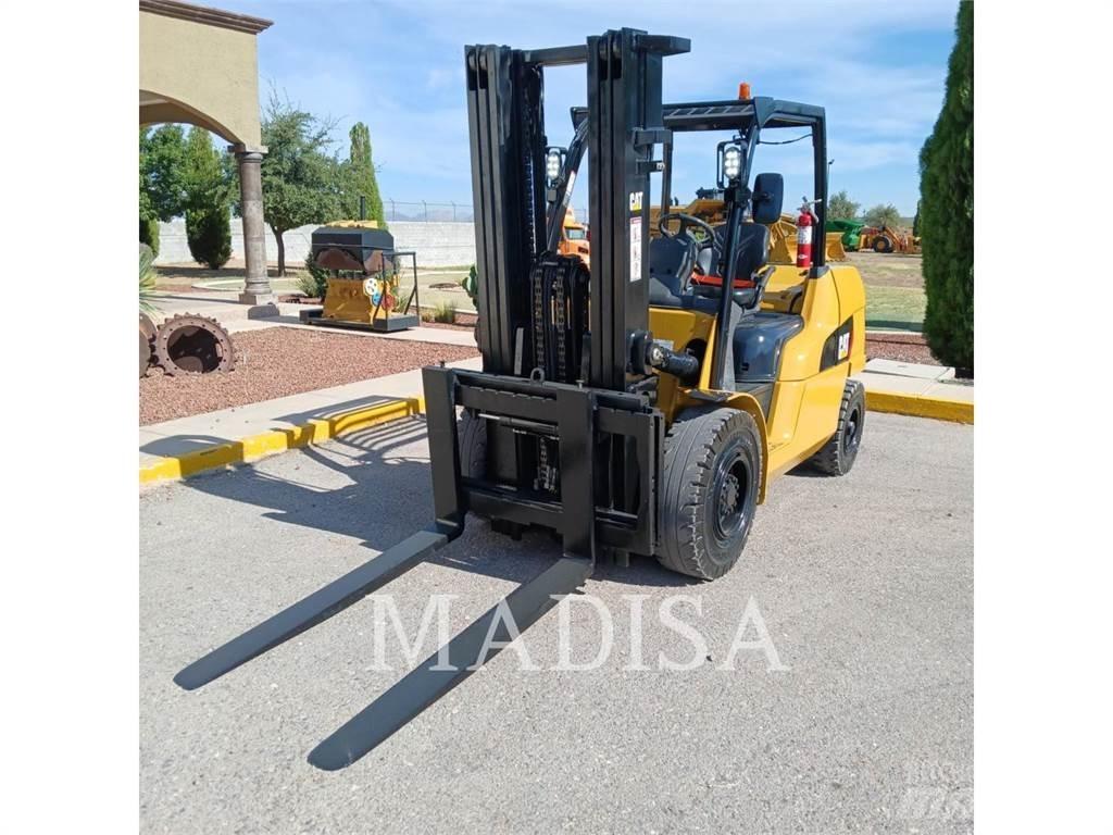 CAT LIFT TRUCKS DP50NM Dieselstapler
