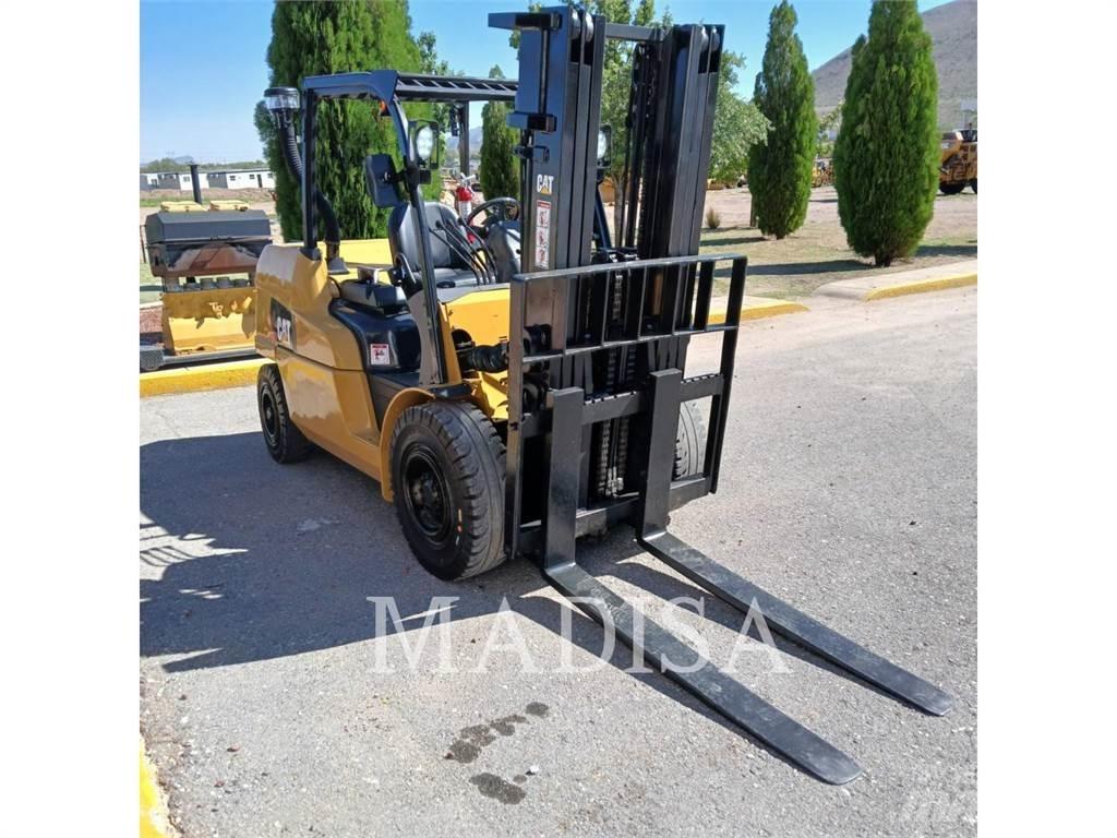 CAT LIFT TRUCKS DP50NM1 Dieselstapler