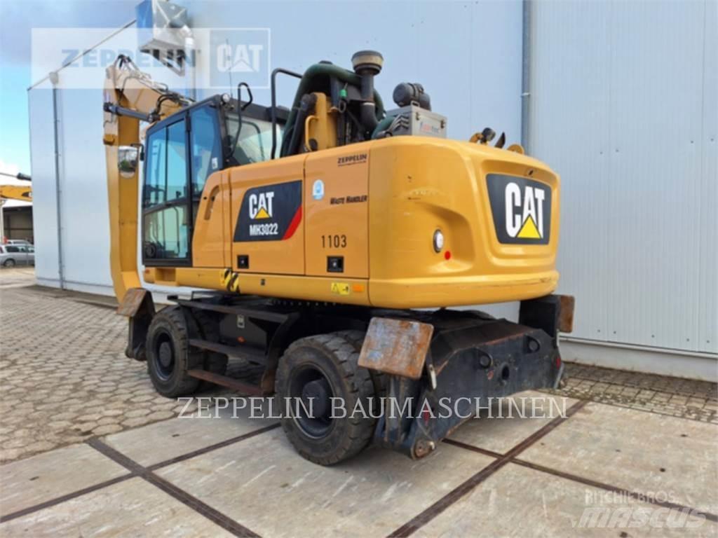 CAT MH3022 Abrissbagger