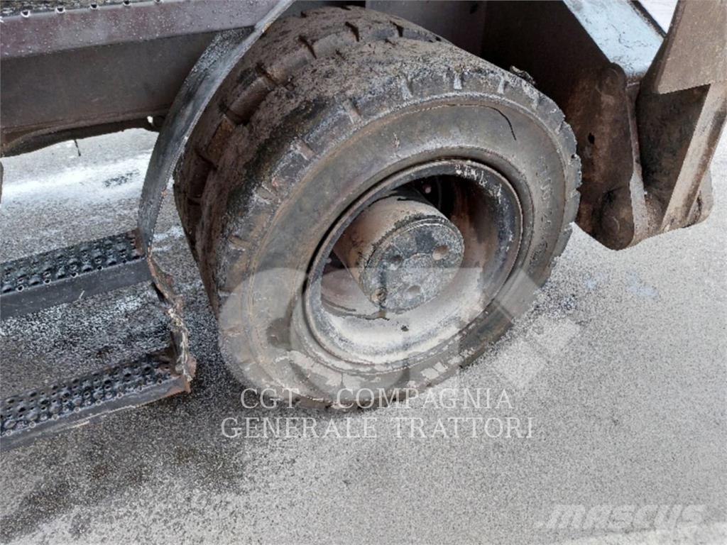 CAT MH3022 Mobilbagger