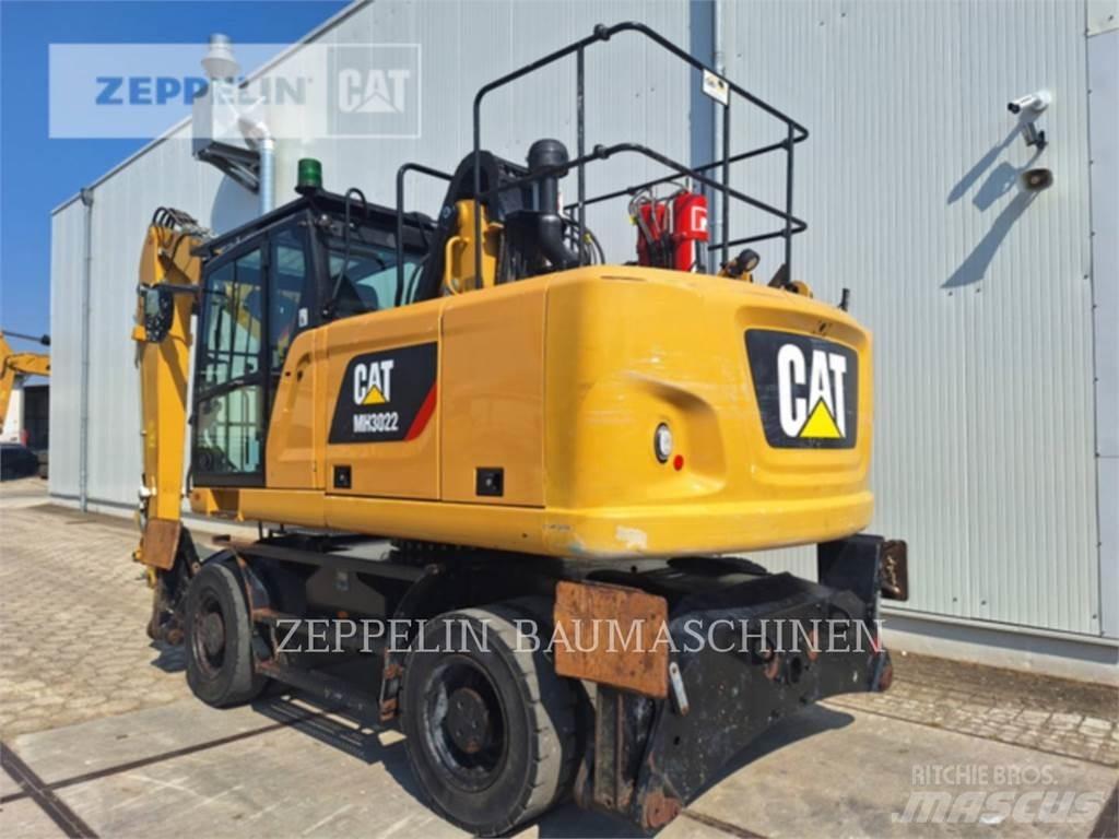 CAT MH3022-06C Abrissbagger