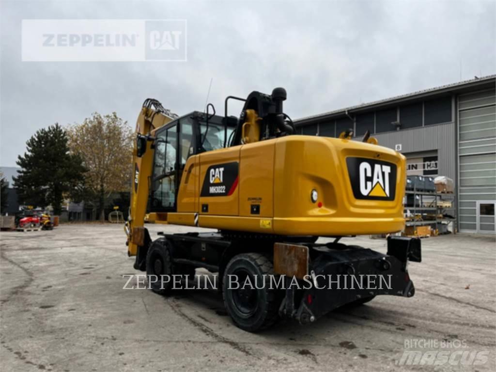 CAT MH3022-06C Abrissbagger