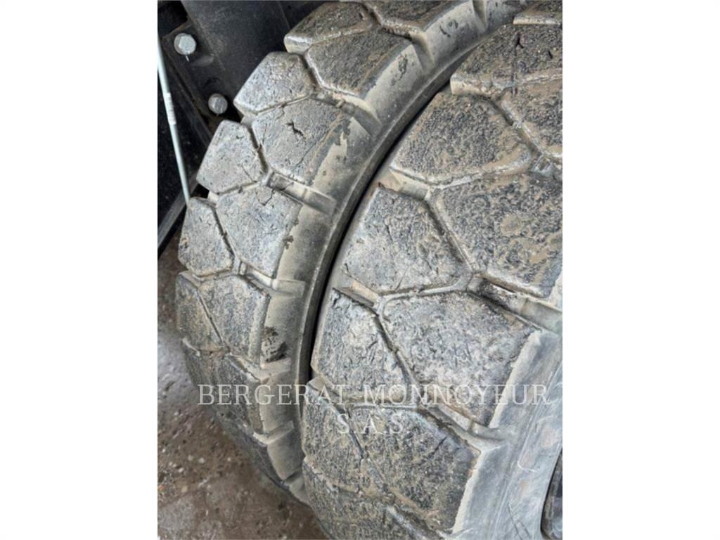 CAT MH3022-07 Mobilbagger