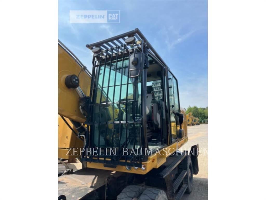 CAT MH3024-06C Abrissbagger