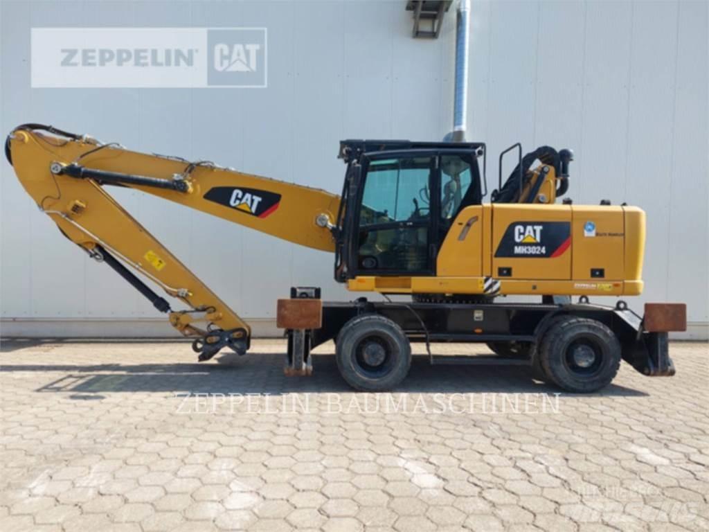 CAT MH3024-06C Abrissbagger