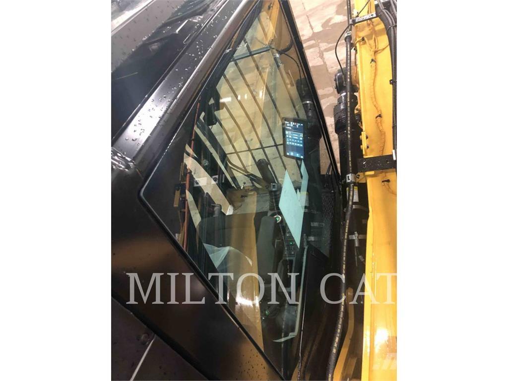 CAT MH3026 Mobilbagger