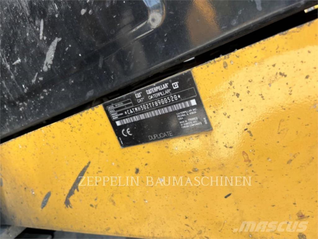 CAT MH3026-06C Abrissbagger