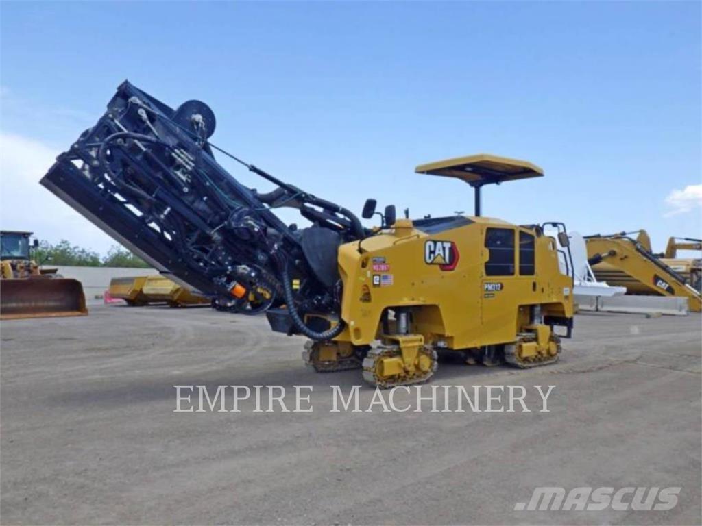 CAT PM312-02 Strassenfertiger