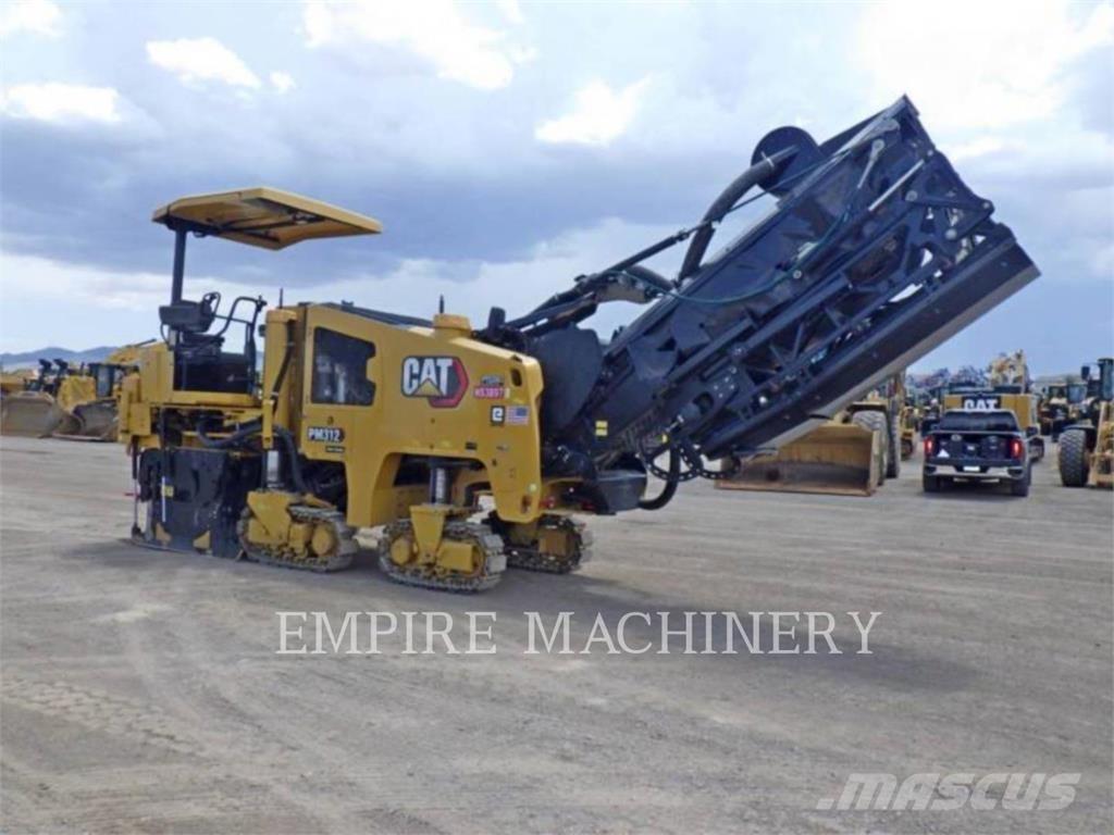 CAT PM312-02 Strassenfertiger