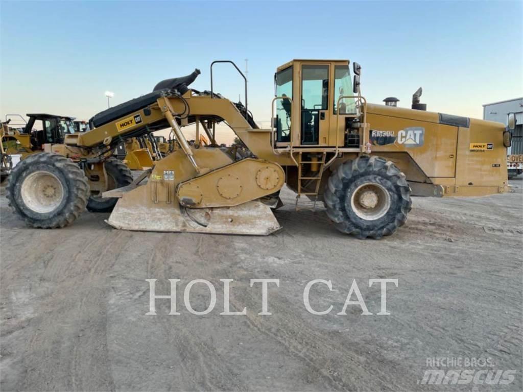 CAT RM300 Asphalt-Recycler