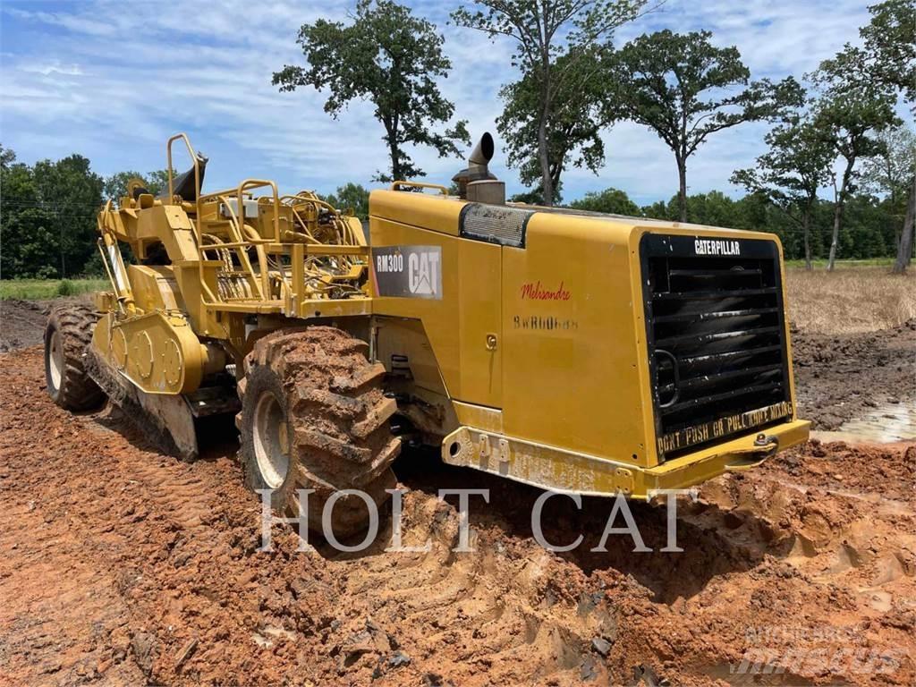 CAT RM300 Asphalt-Recycler