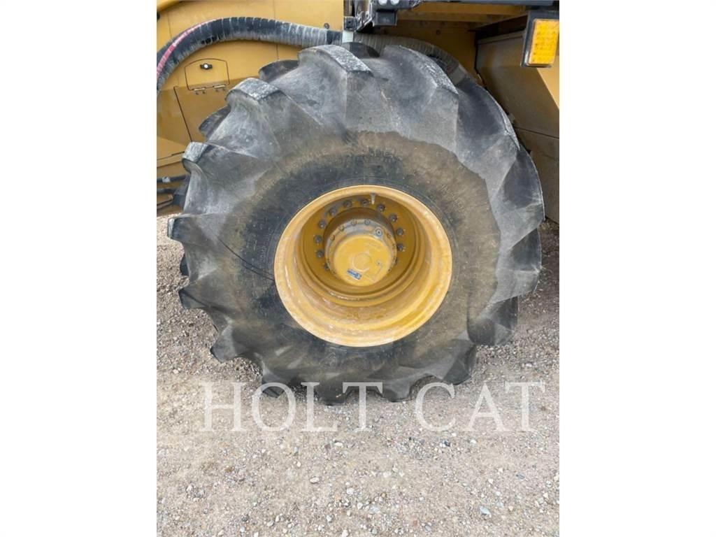 CAT RM400 Asphalt-Recycler