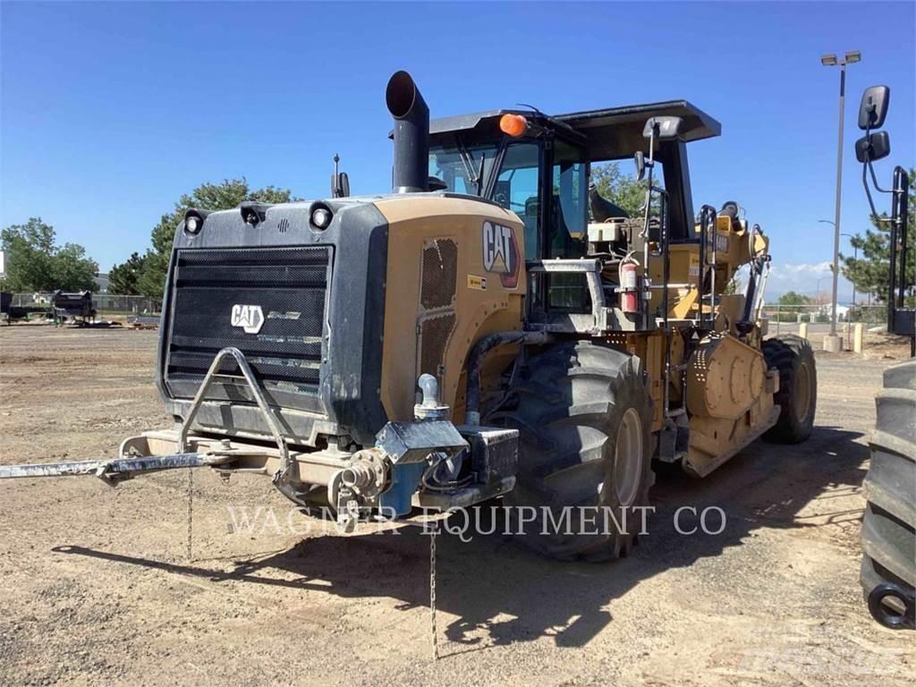 CAT RM400 Asphalt-Recycler