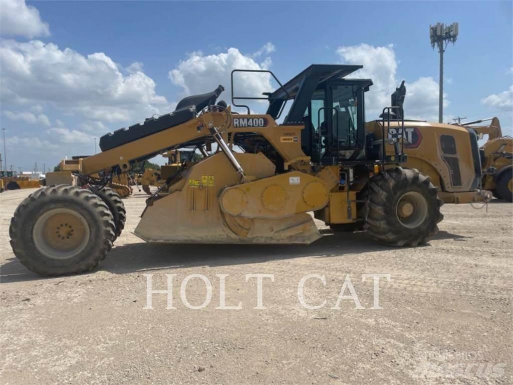 CAT RM400 CAB Radlader