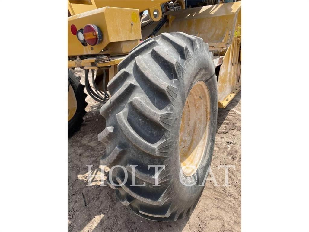 CAT RM400 CAB Asphalt-Recycler