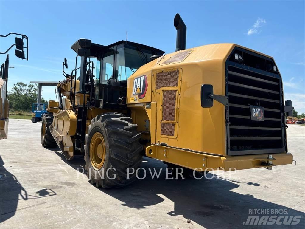 CAT RM500 Asphalt-Recycler