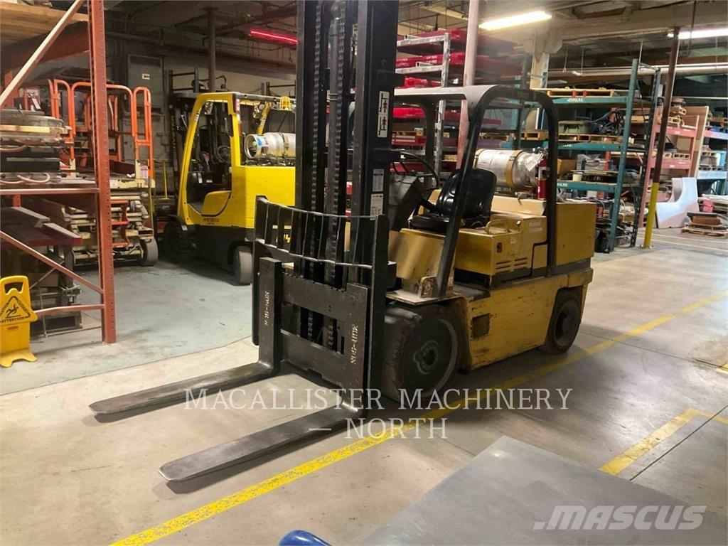 CAT T150D Andere Gabelstapler