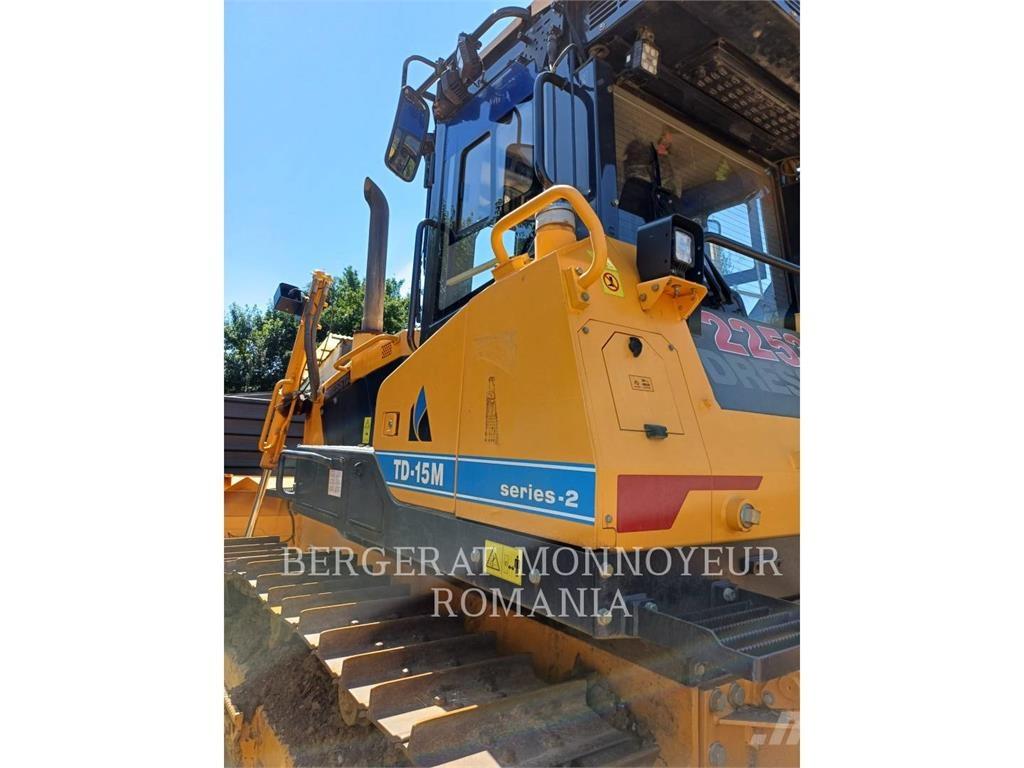 CAT TD-15M Bulldozer