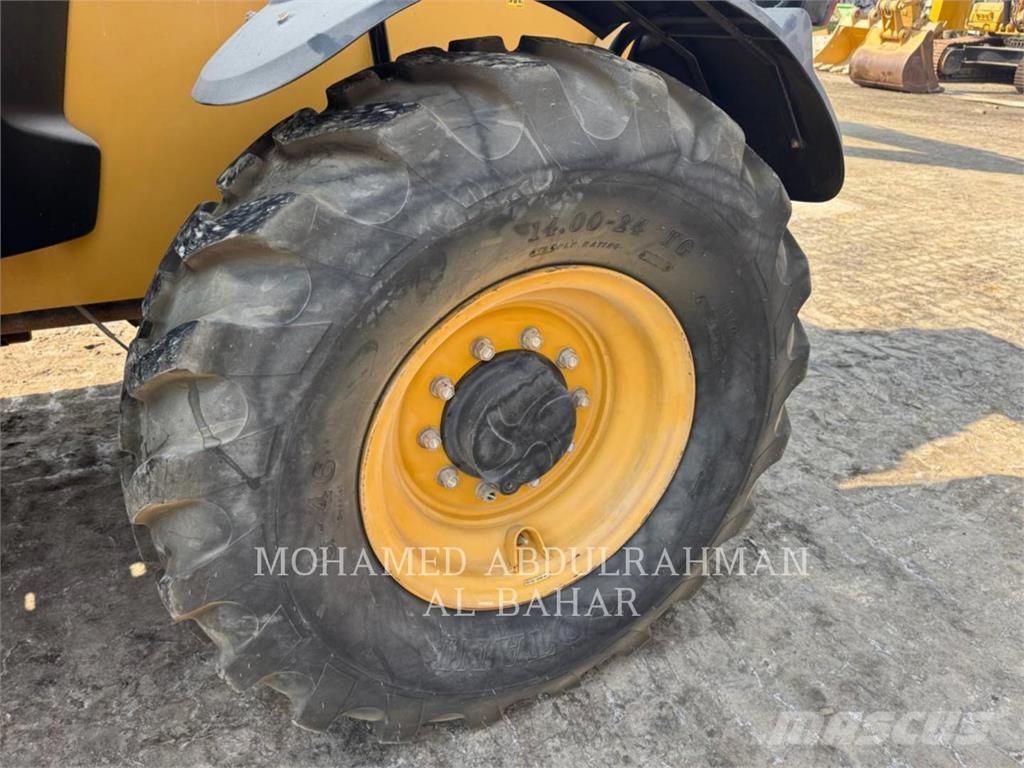 CAT TH417C Teleskoplader
