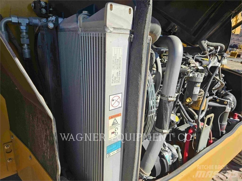 CAT TH514D Teleskoplader