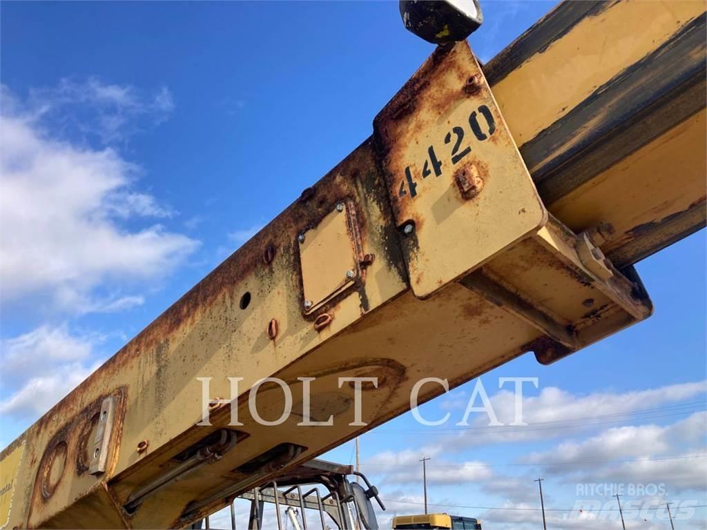 CAT TH63 Teleskoplader