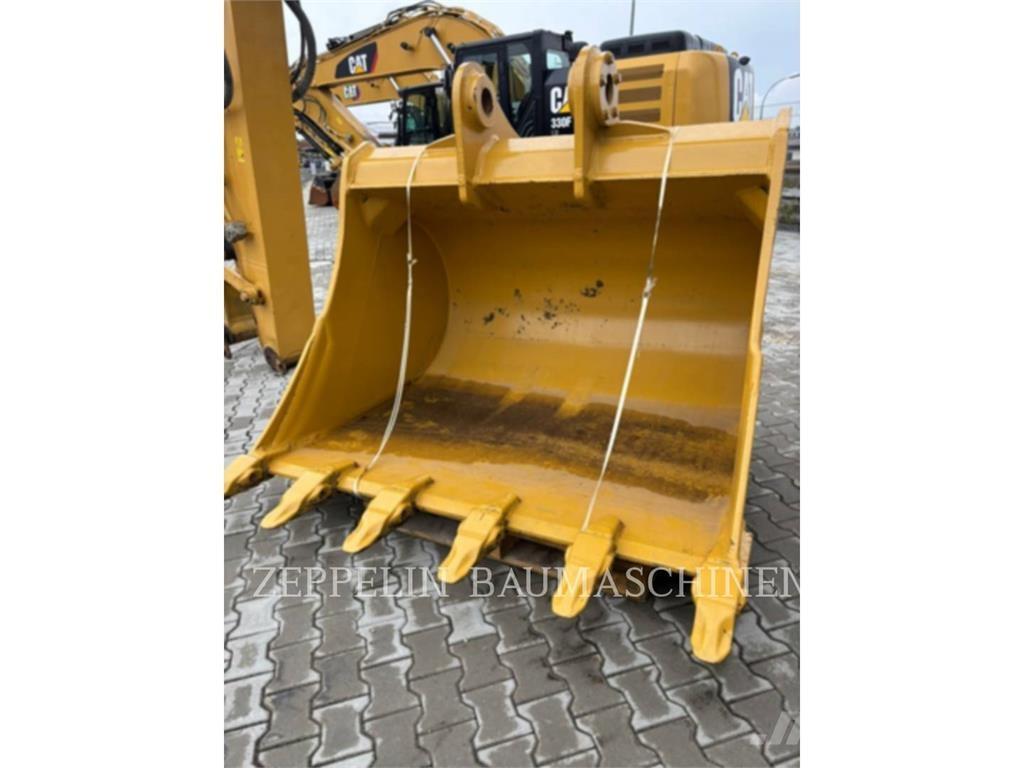CAT TL2000 Schaufeln