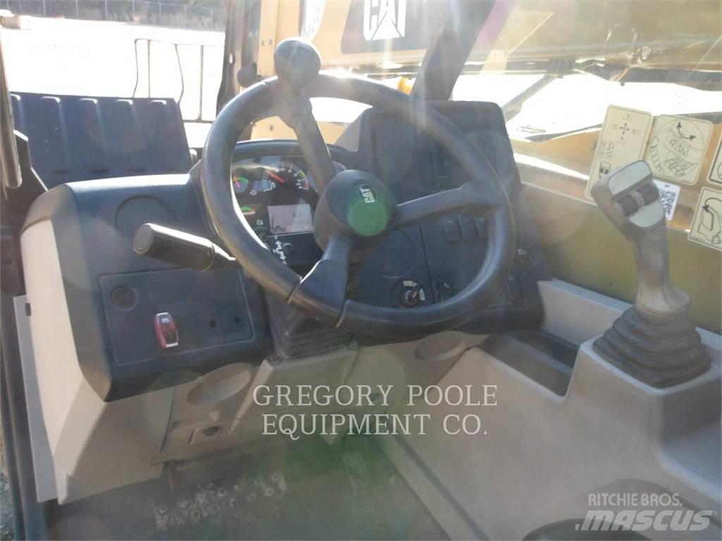 CAT TL642D Teleskoplader