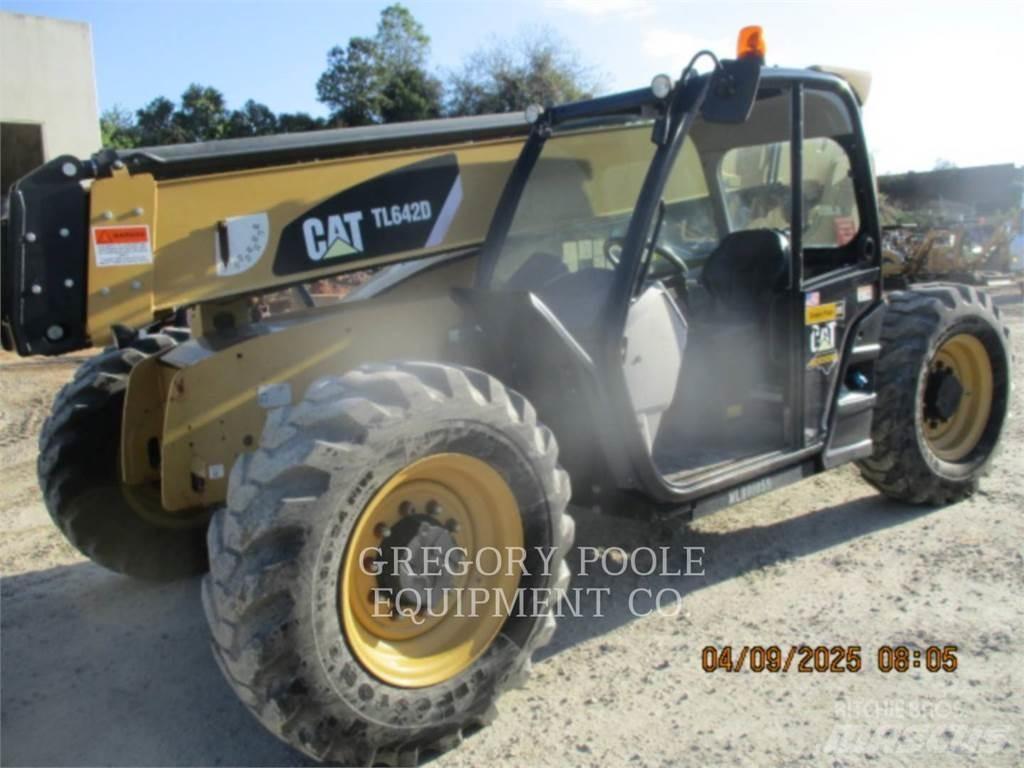 CAT TL642D Teleskoplader